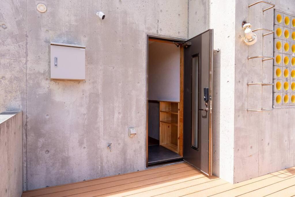 ヴィラ カエルラ Nago Exterior foto